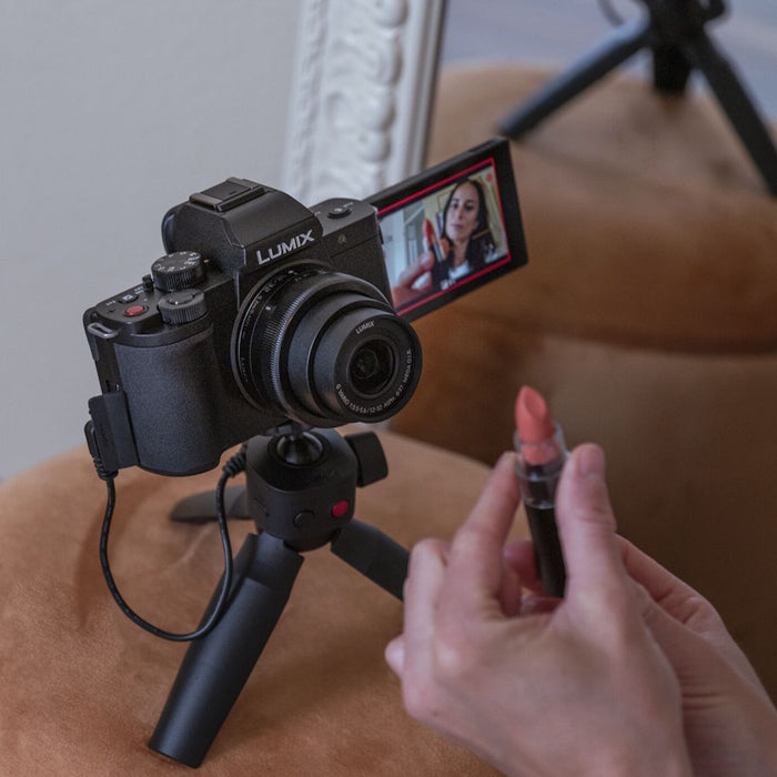 Panasonic Lumix DC-G100D zwart + H-FS 12-32 + DMW-SHGR2